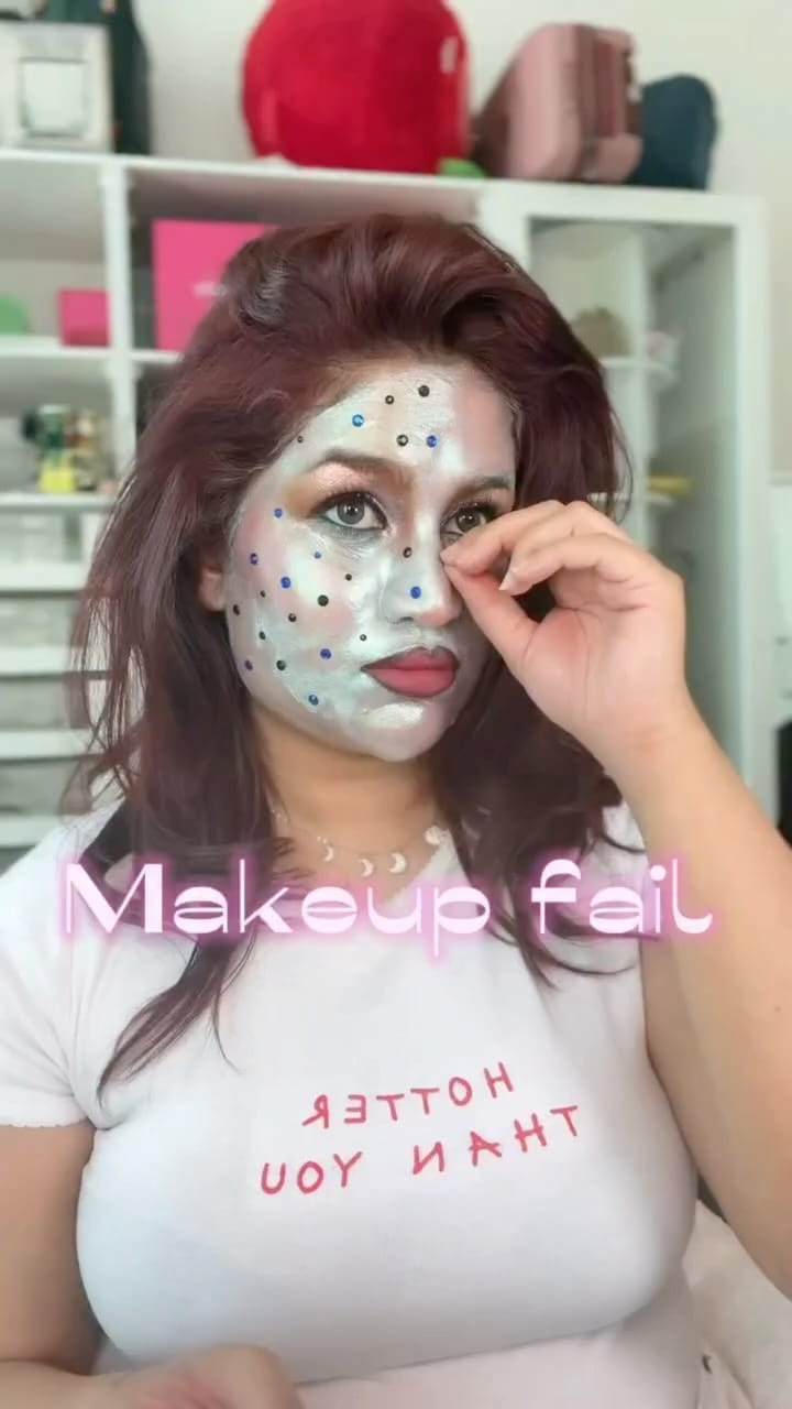 Post 9 by Kiara on Instagram (video)