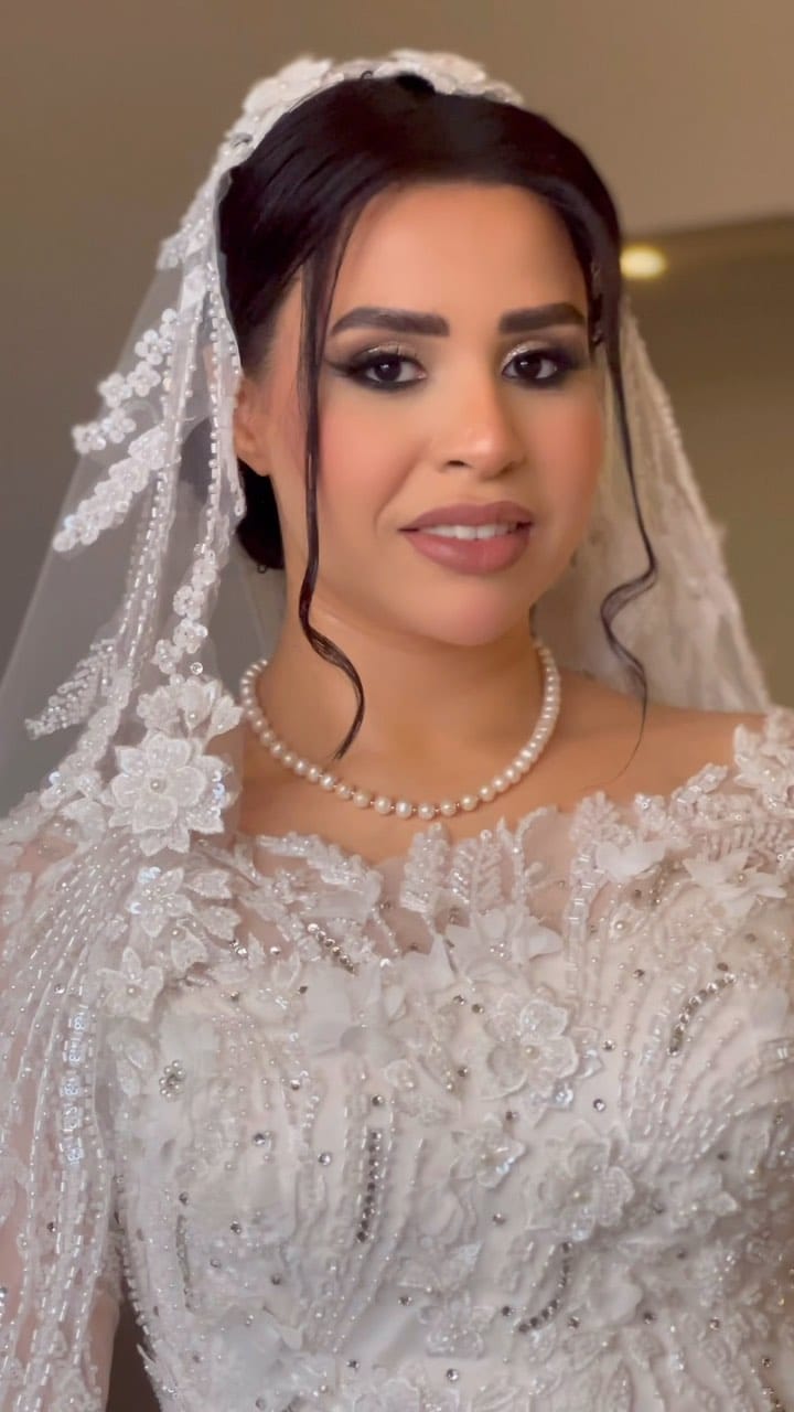 Post 9 by wesam selim makeup artist on Instagram (video)
