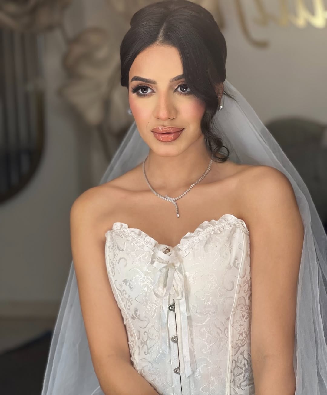 Post 4 by wesam selim makeup artist on Instagram (carousel)
