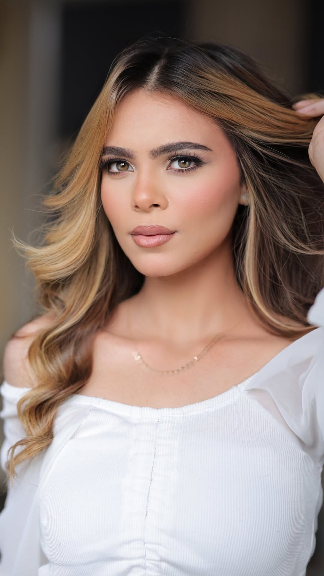 Post 10 by wesam selim makeup artist on Instagram (video)