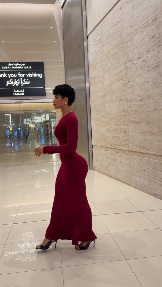Post 1 by Estephany Gutiérrez on Instagram (video)
