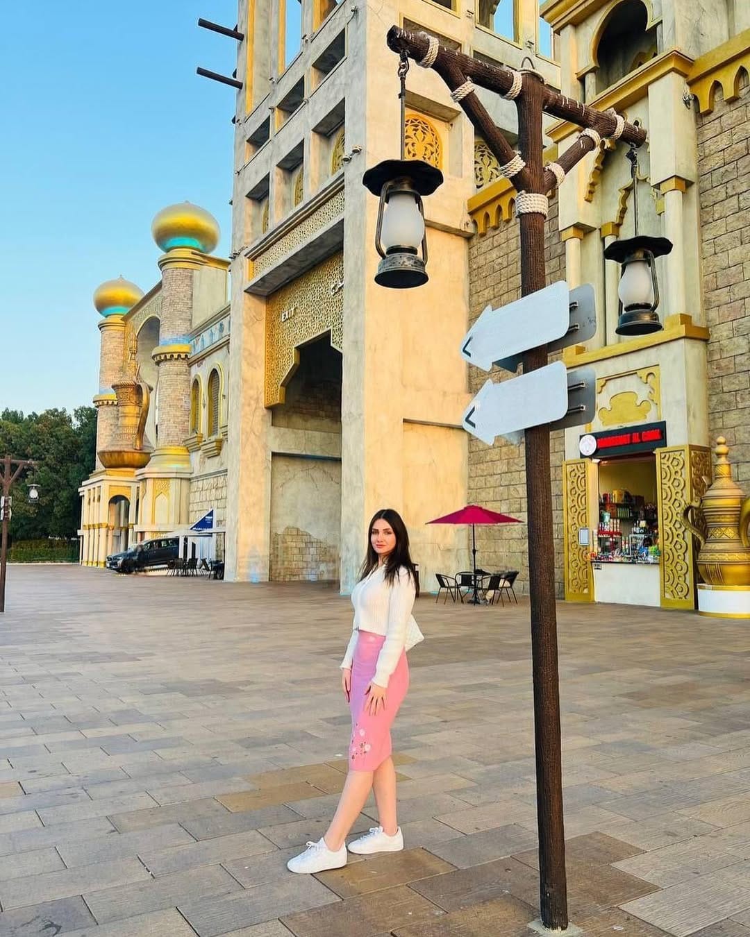 Post 5 by Riem Jdeed on Instagram (carousel)