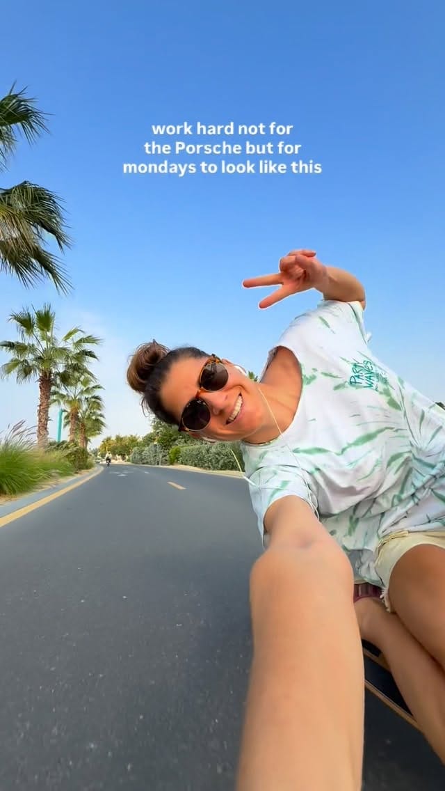 Post 4 by Arine⚡️ on Instagram (video)