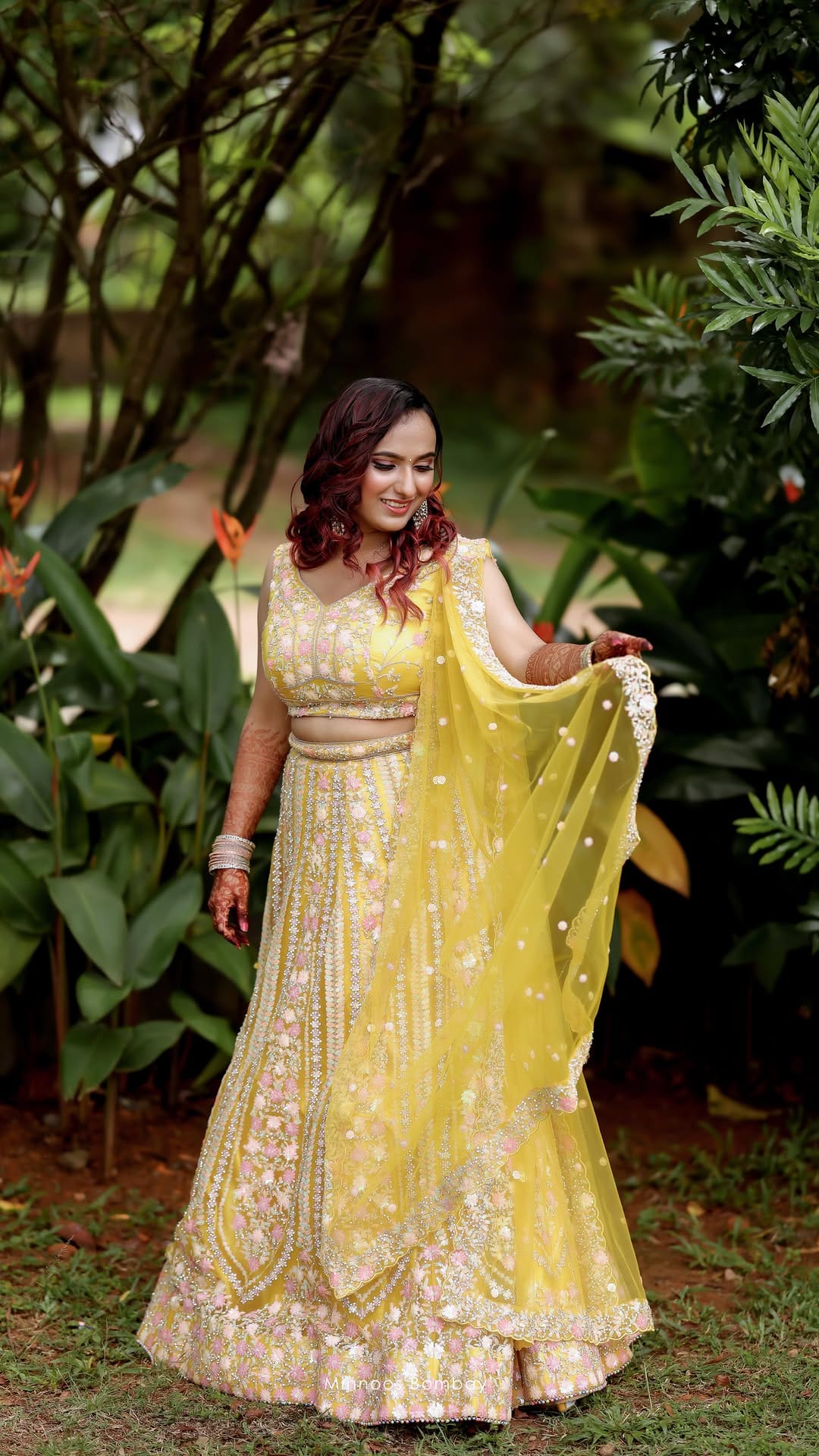 Post 5 by MinnoosBombay | wedding photography & Films on Instagram (video)