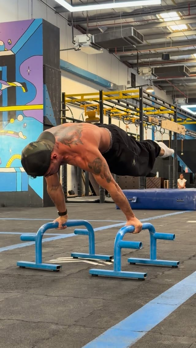 Post 1 by Eryc Ortiz on Instagram (video)