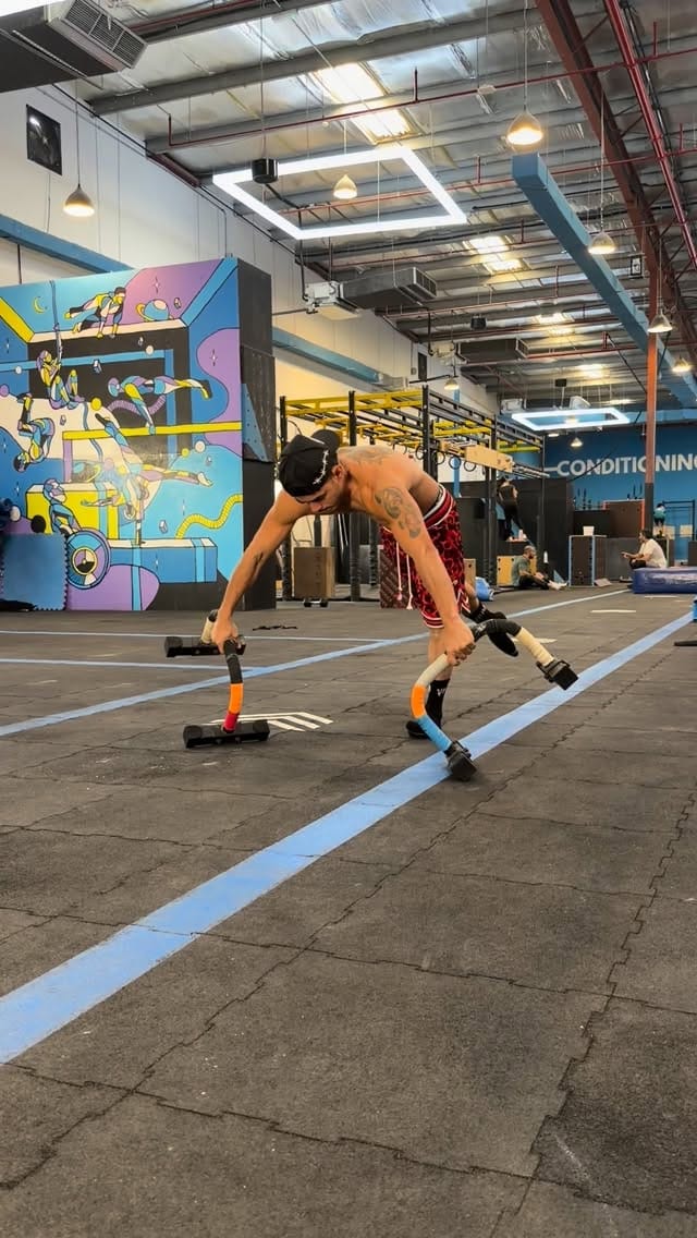 Post 7 by Eryc Ortiz on Instagram (video)