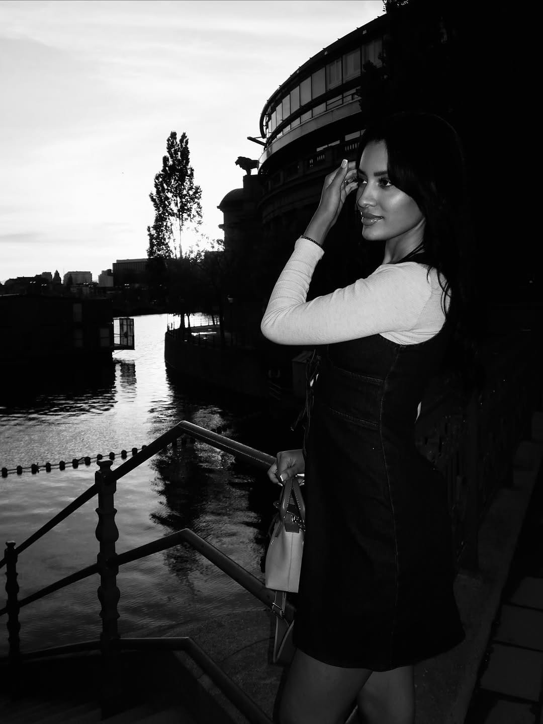 Post 4 by Nour El Houda on Instagram (carousel)