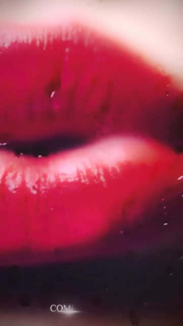 Post 10 by Amaara umair on Instagram (video)