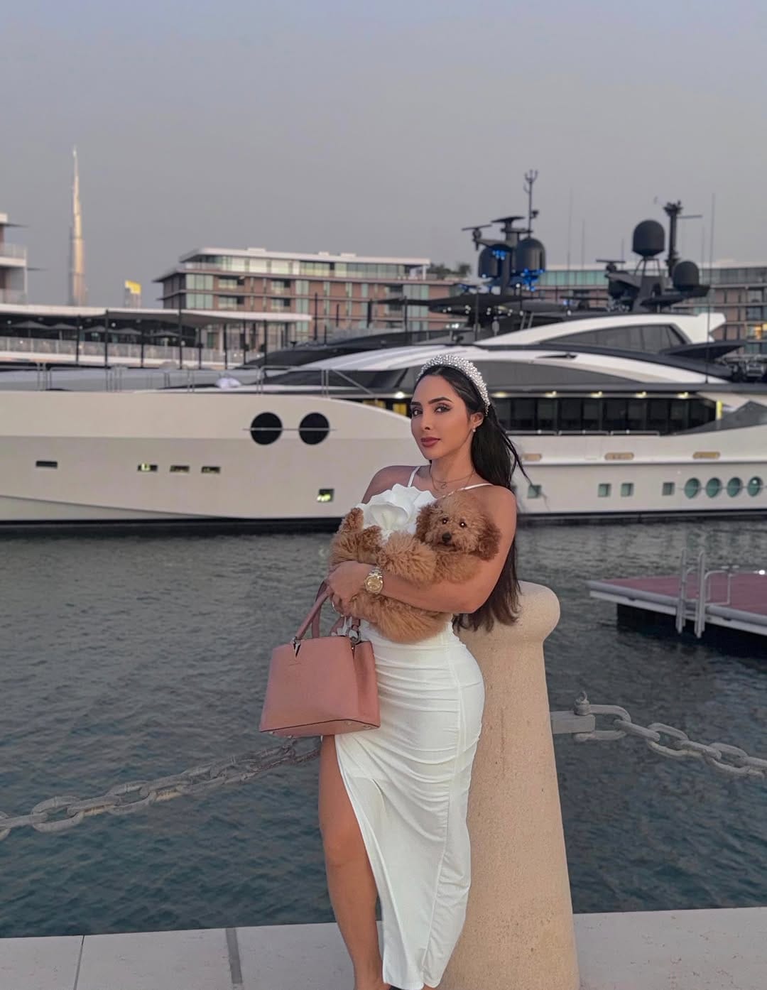 Post 3 by First Class Club on Instagram (carousel)
