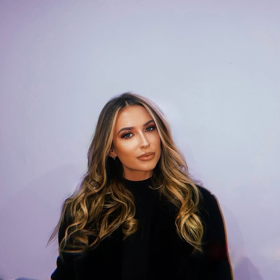 Post 9 by Chloe ✨ on Instagram (image)