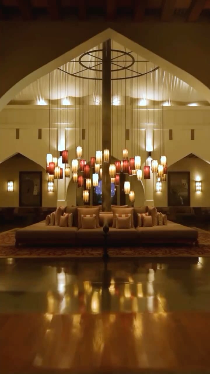 Post 4 by Ausra | Photo + Video in Dubai | World on Instagram (video)