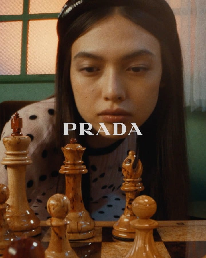 Post 10 by Julia Rada / Makeup & Hair / Dubai, Moscow, Europe on Instagram (carousel)