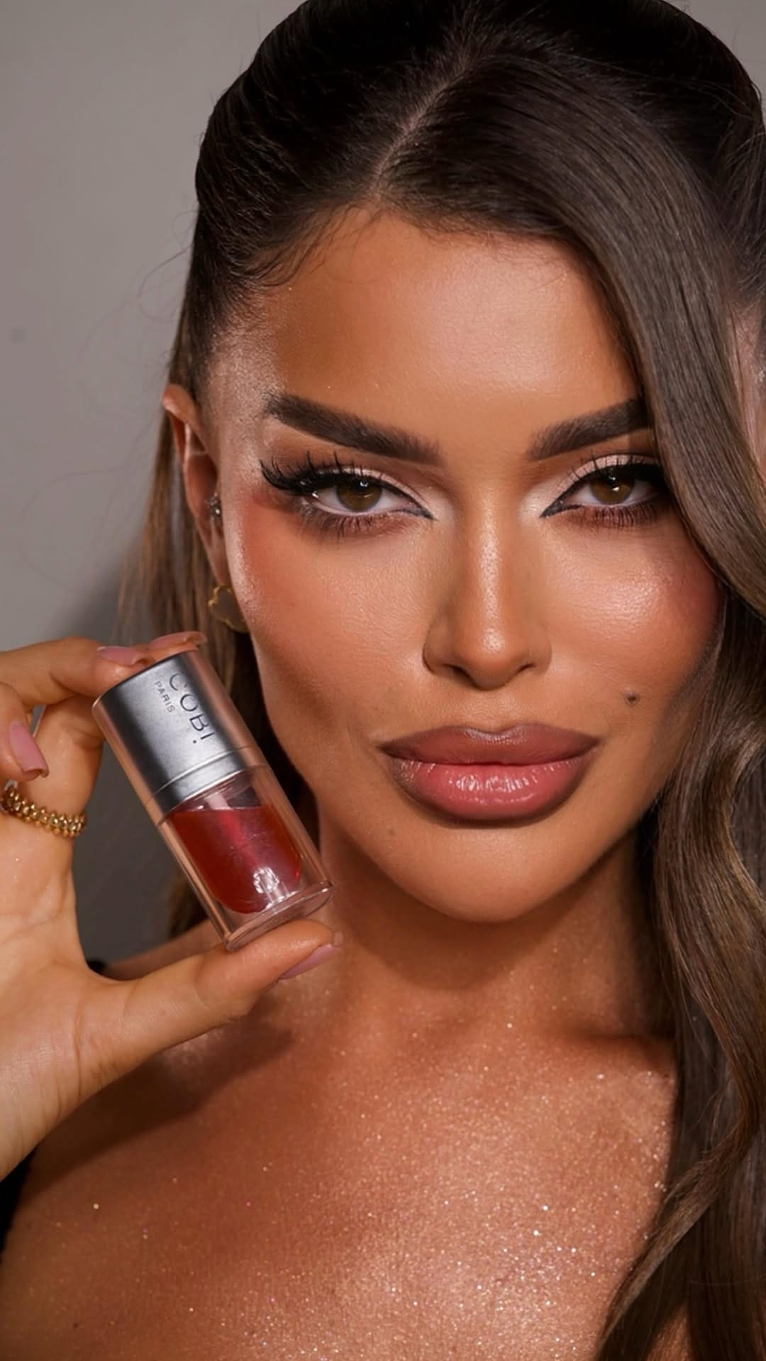 Post 2 by DXB 🇦🇪 | MAKEUP ARTIST 💄BELLANY 🧤 on Instagram (video)