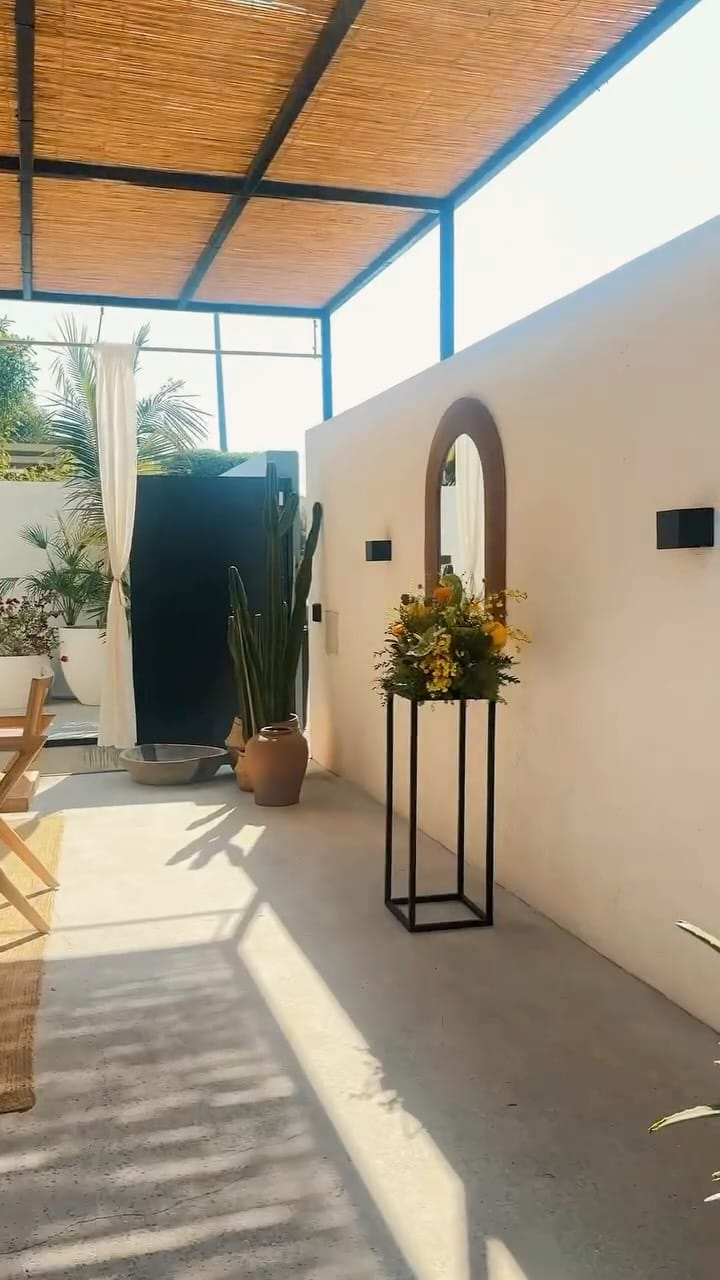 Post 2 by Savoir Arabia on Instagram (video)