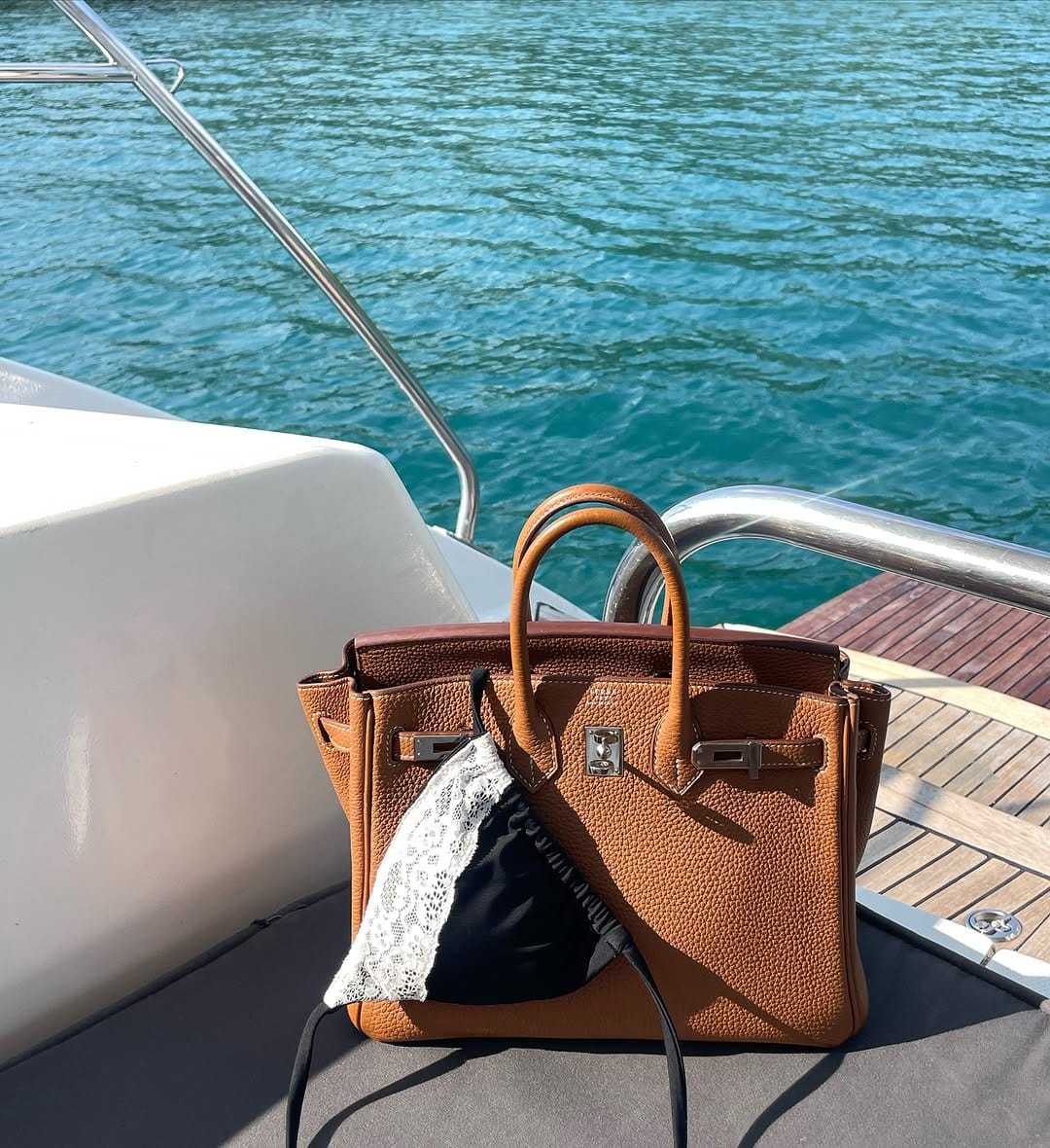 Post 4 by It’s a lifestyle. on Instagram (image)