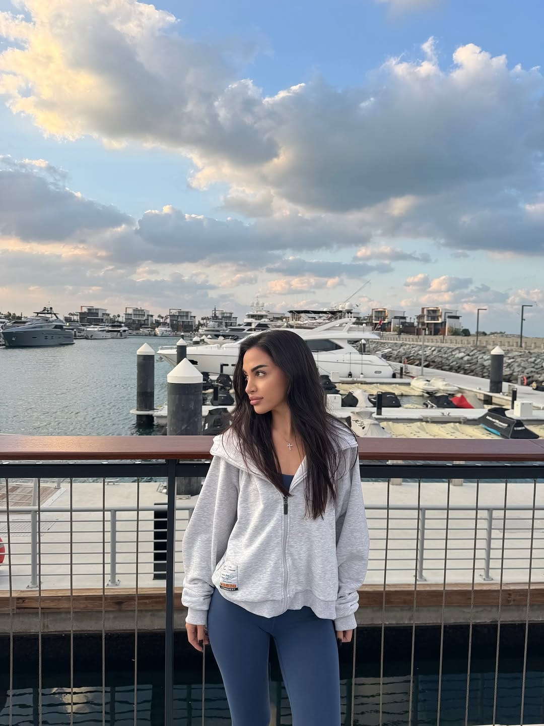 Post 7 by REAL ESTATE | DUBAI | НЕДВИЖИМОСТЬ on Instagram (carousel)
