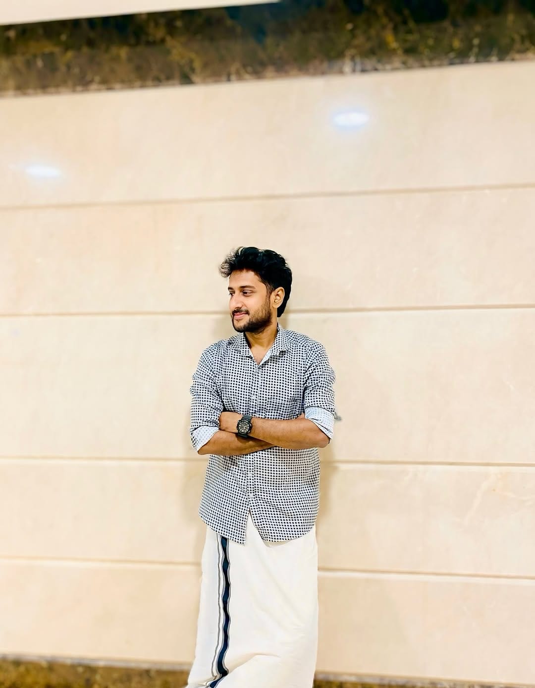 Post 8 by Anwar Lanaz on Instagram (image)