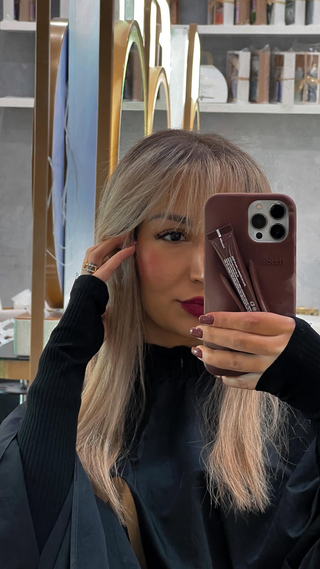 Post 10 by Ｖｉｖｉ on Instagram (video)