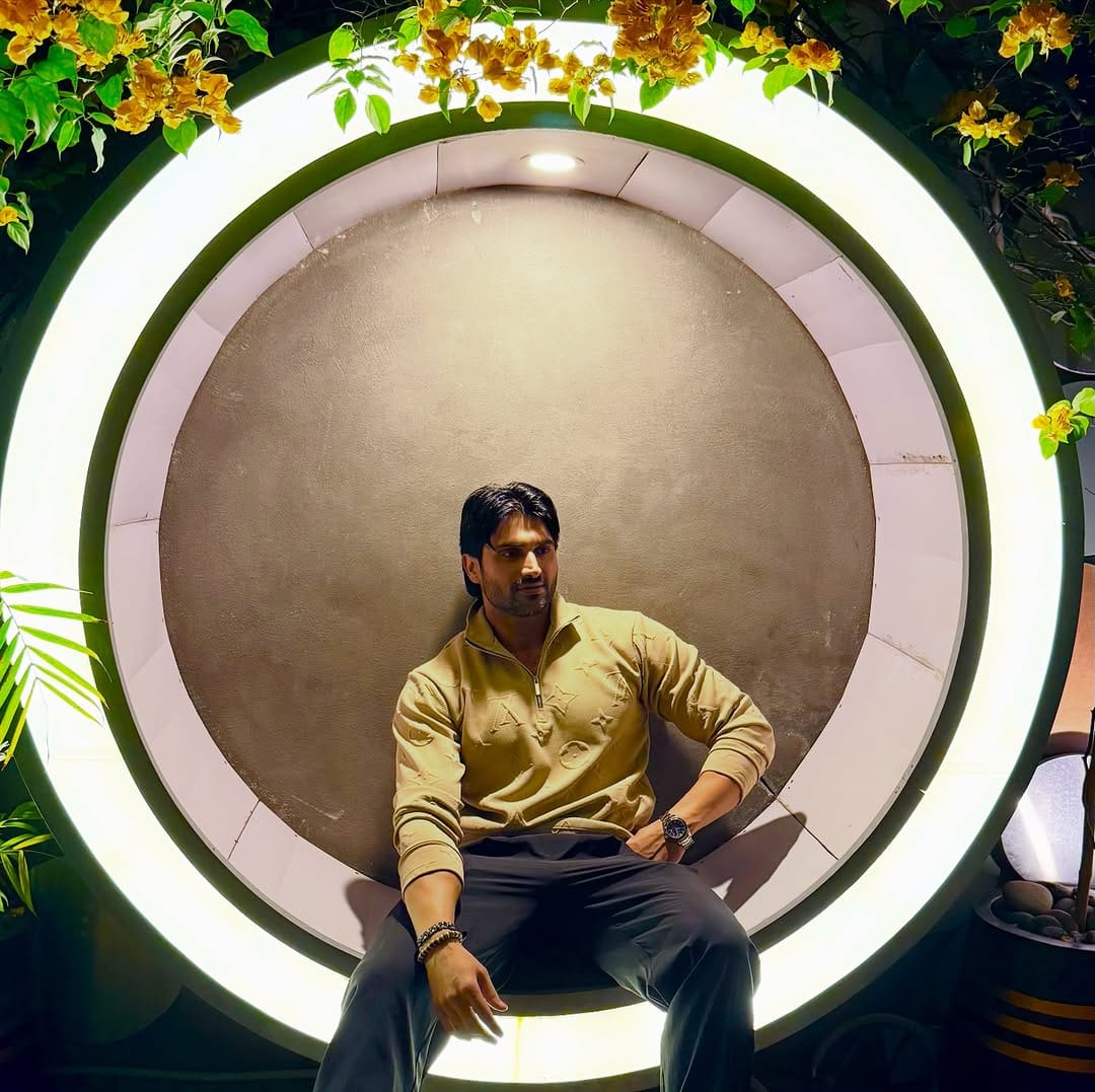 Post 5 by Aasif Rehmaan on Instagram (carousel)
