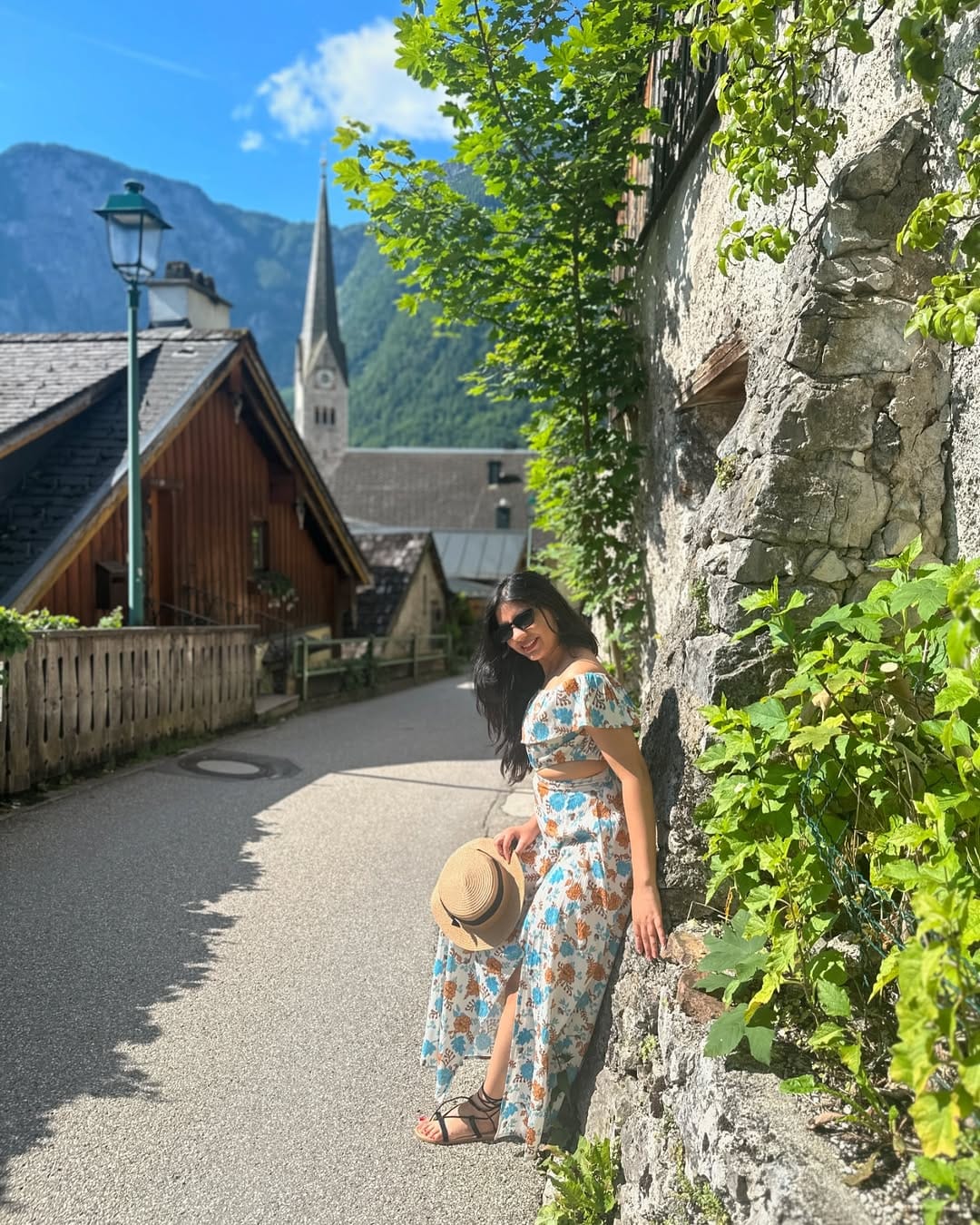 Post 10 by Sakshi Sharma ! Travel 🌏 on Instagram (carousel)