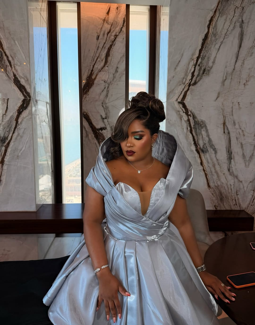 Post 4 by Dubai makeup artist🇦🇪 on Instagram (image)