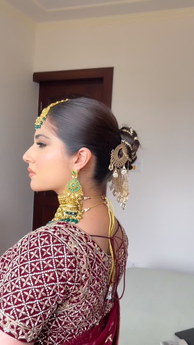 Post 8 by BEST MAKEUP ARTIST KASHMIR ✨ on Instagram (video)