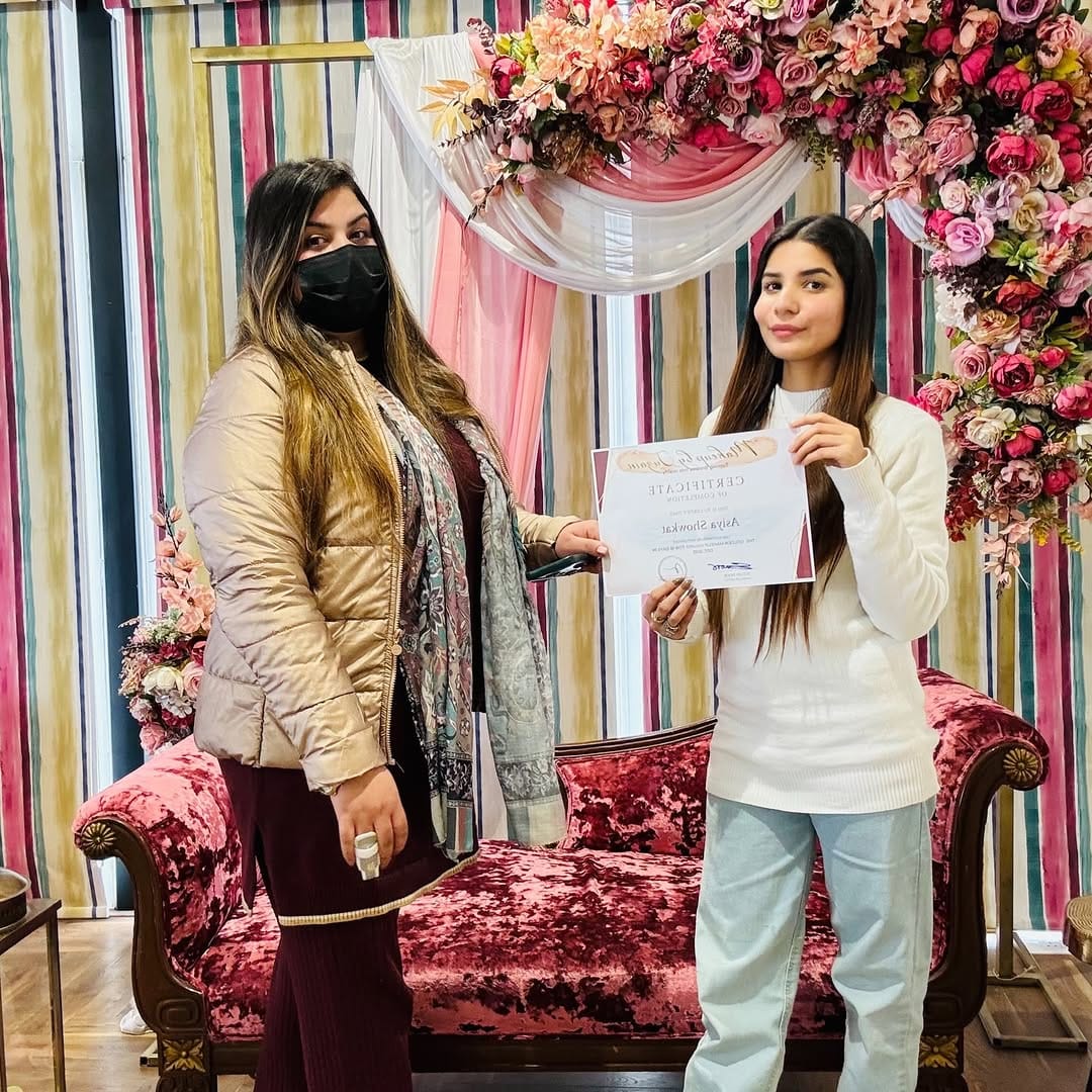 Post 2 by BEST MAKEUP ARTIST KASHMIR ✨ on Instagram (image)