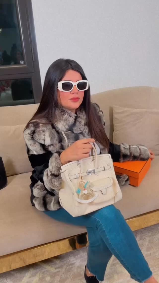 Post 8 by Re-Loved Luxury on Instagram (video)