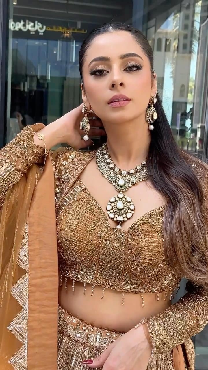 Post 9 by Dubai Makeup Artist 🇦🇪 | Zara on Instagram (video)