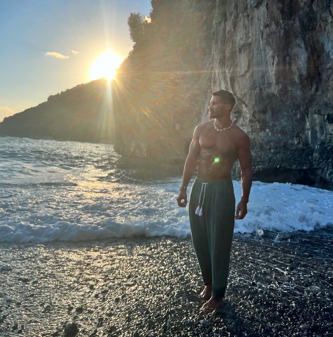 Post 7 by Dubai Model/ Personal Trainer on Instagram (carousel)