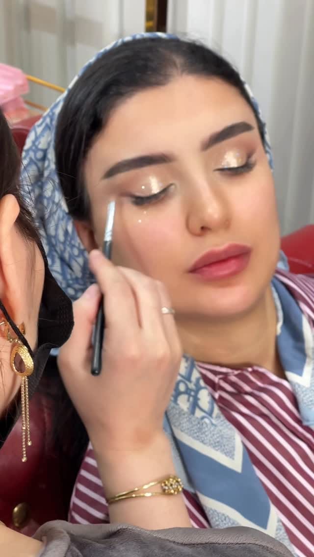 Post 7 by Sheila & Shahnoz on Instagram (video)