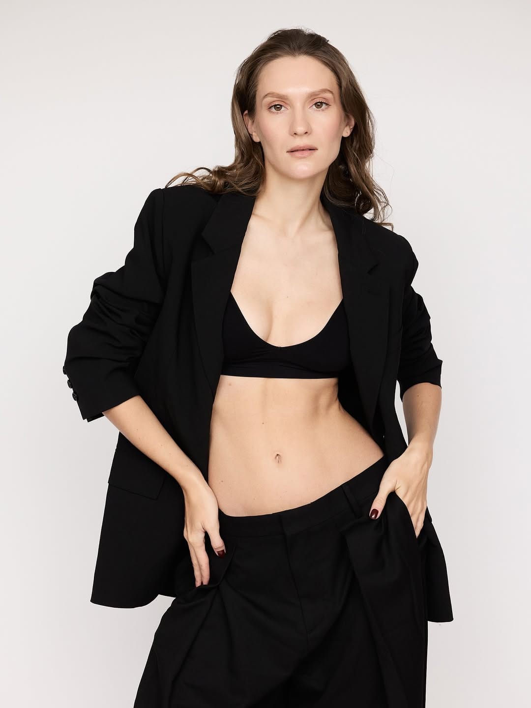 Post 8 by Valeri | model & influencer | lifestyle & beauty on Instagram (carousel)