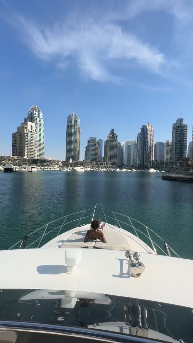 Post 6 by Jimmy Smile on Instagram (video)