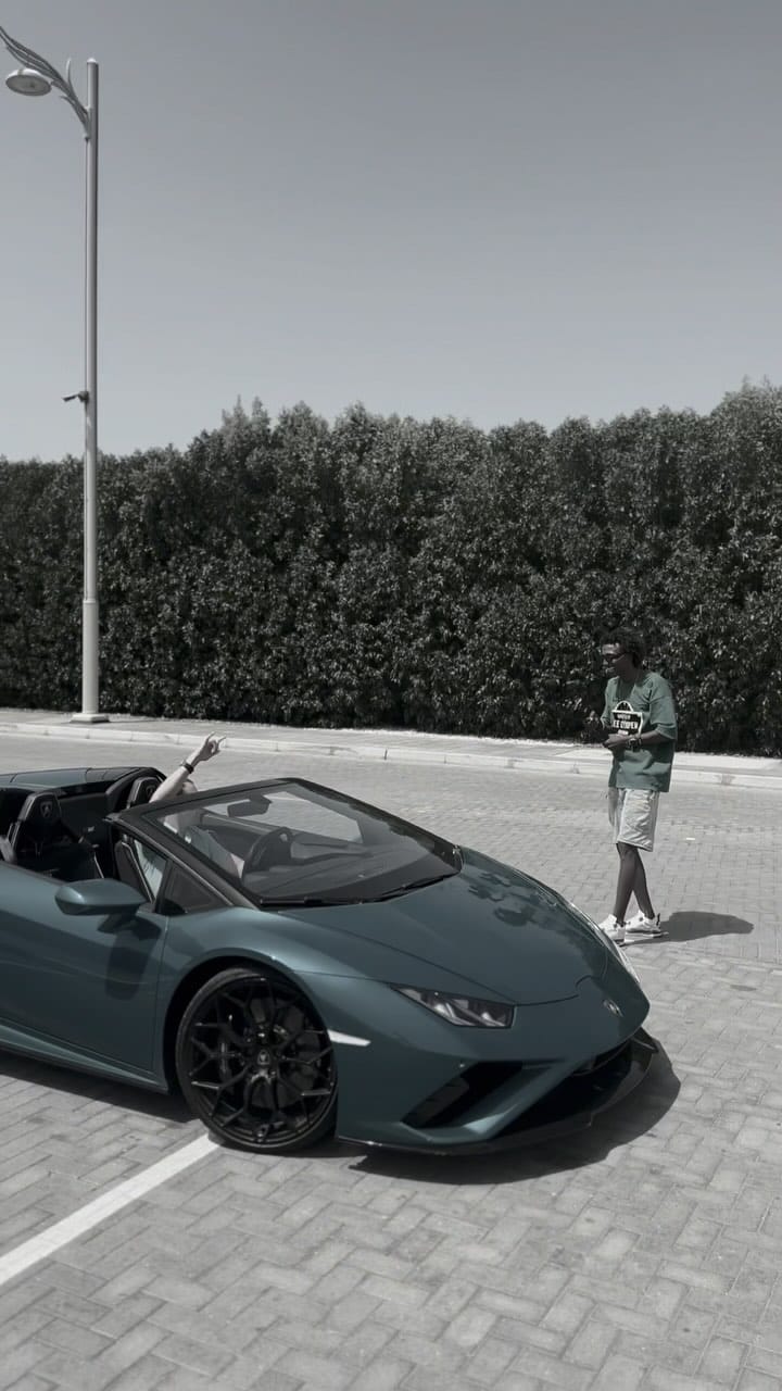 Post 10 by Jimmy Smile on Instagram (video)