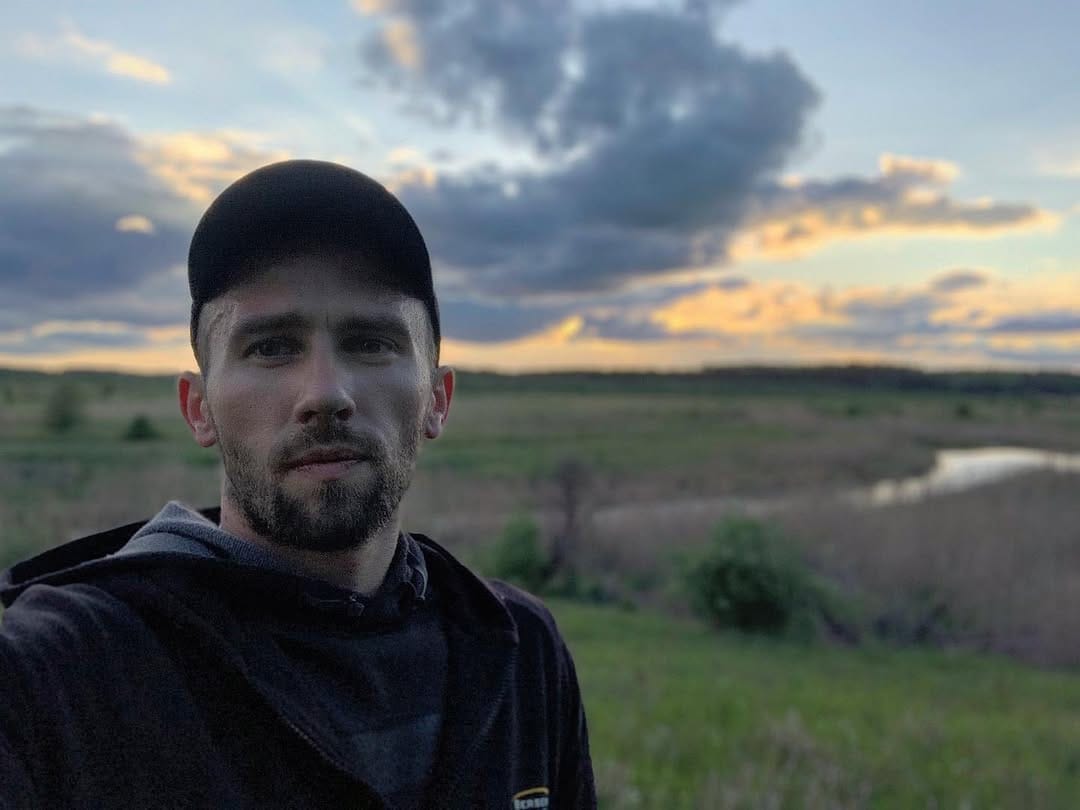 Post 7 by Max Iron on Instagram (image)