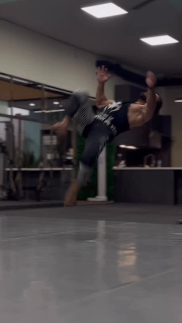 Post 4 by Ali Paketeghad on Instagram (video)
