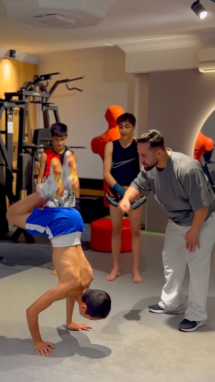 Post 6 by Ali Paketeghad on Instagram (video)