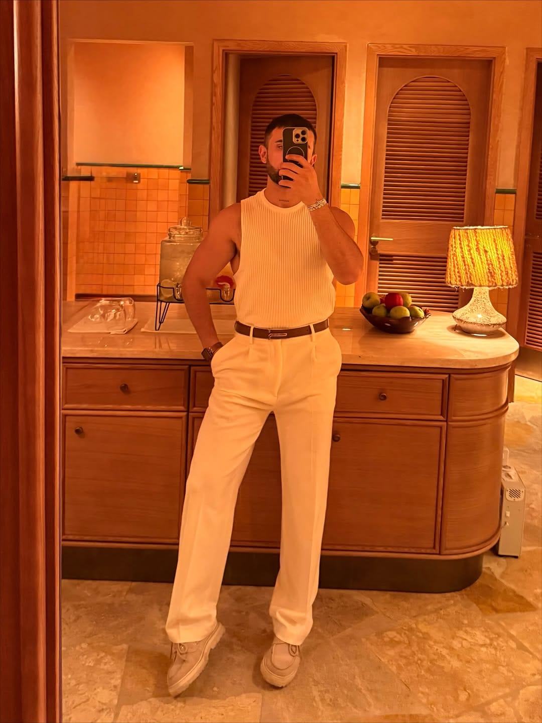 Post 5 by ALEX on Instagram (carousel)