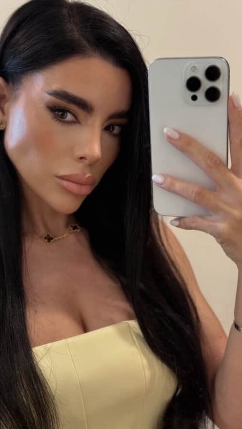 Post 7 by Beauty sahoumtie on Instagram (video)