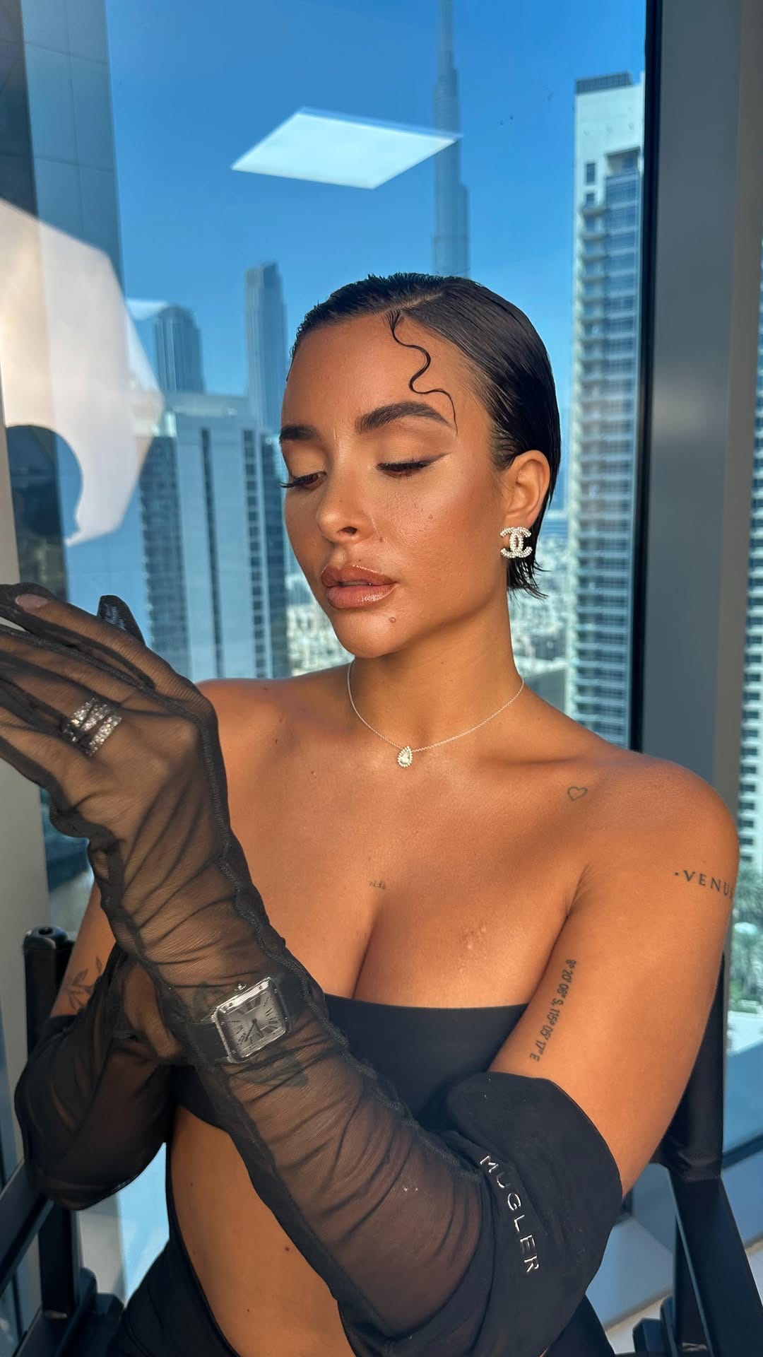 Post 9 by Beauty sahoumtie on Instagram (video)