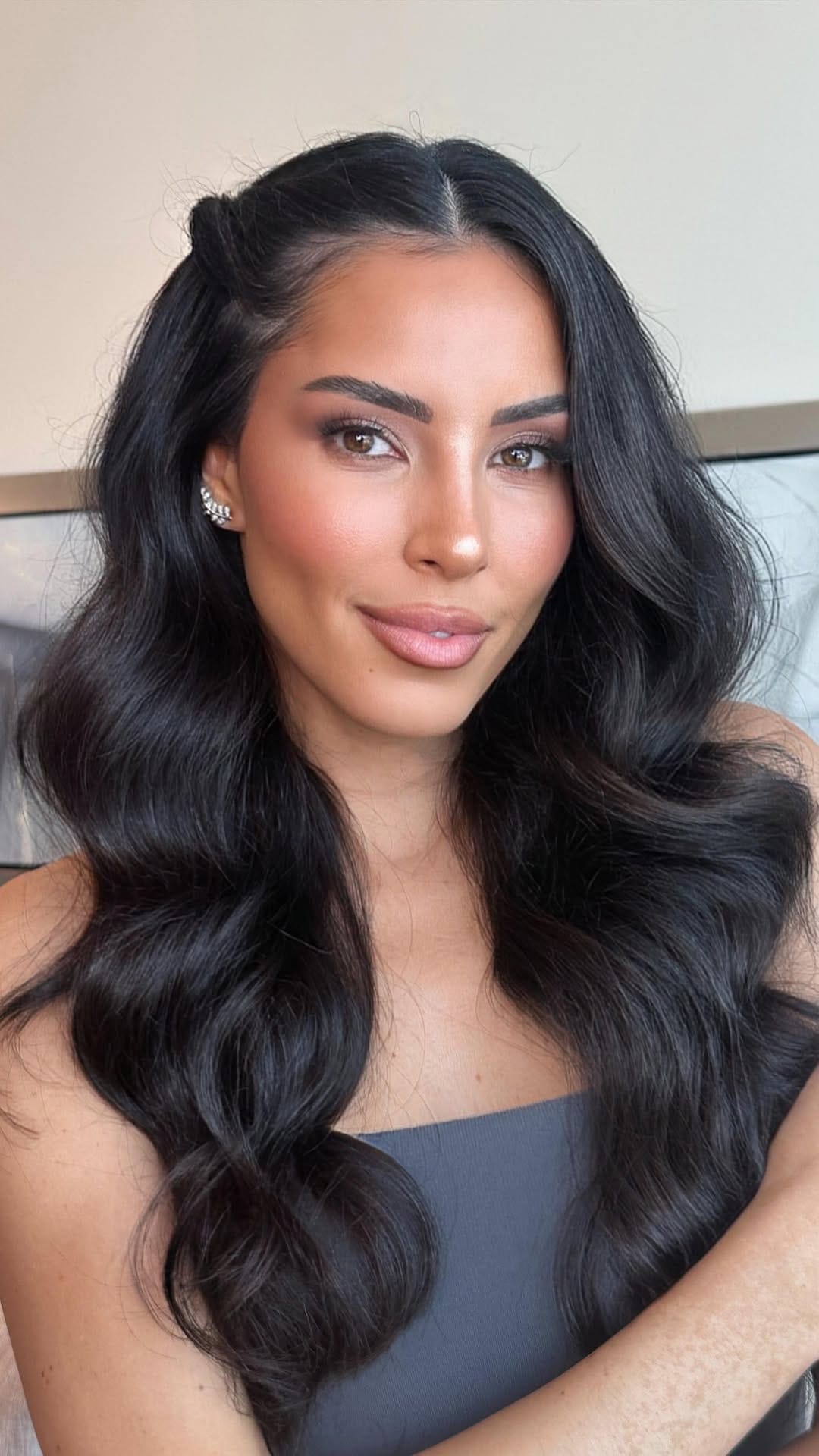 Post 5 by Beauty sahoumtie on Instagram (video)