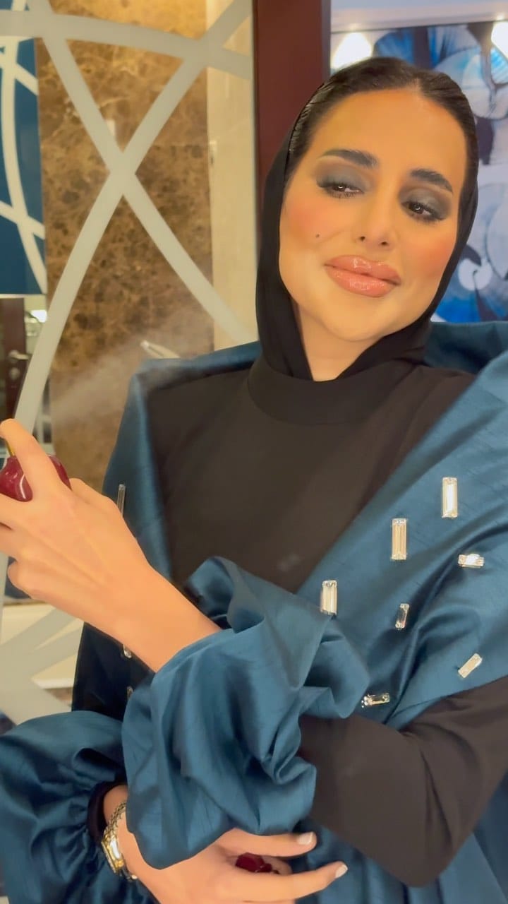 Post 8 by Jehan Ali on Instagram (video)