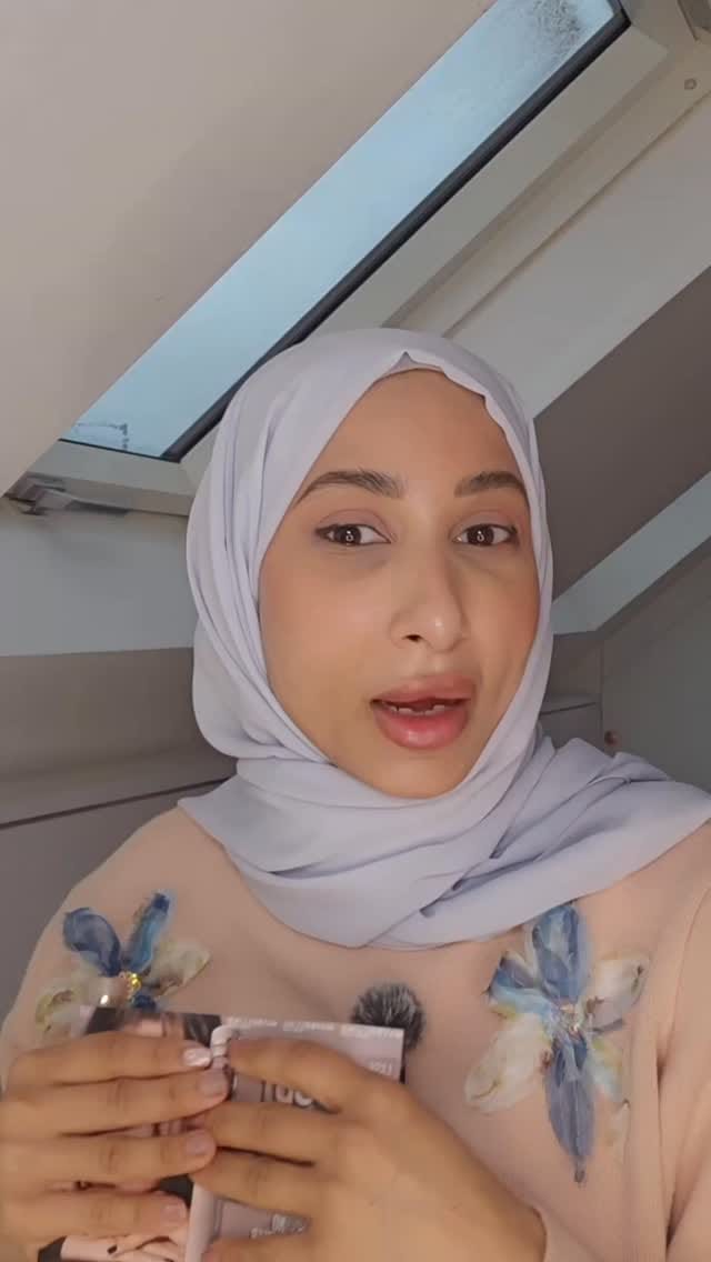 Post 3 by Safa Noman on Instagram (video)