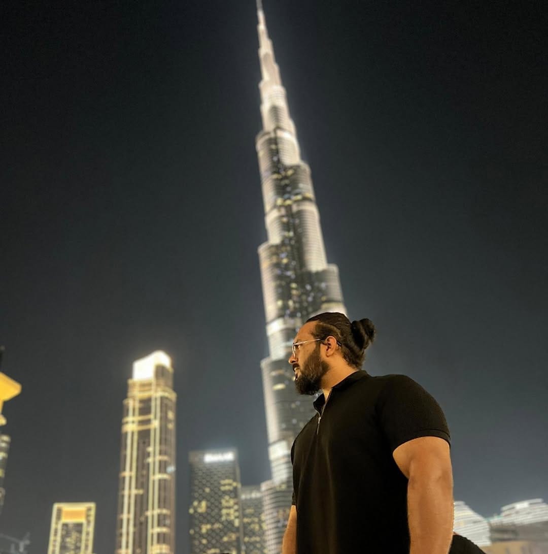 Post 6 by Akhand Swaroop Pandit on Instagram (image)