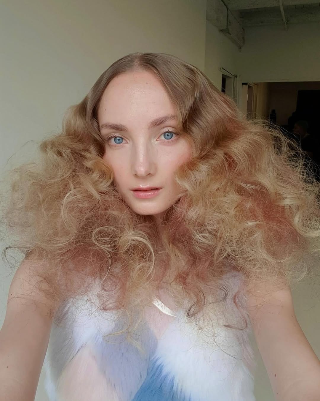Post 4 by 𝒜𝒩𝒩𝒜   𝒫𝐸𝑅 on Instagram (carousel)