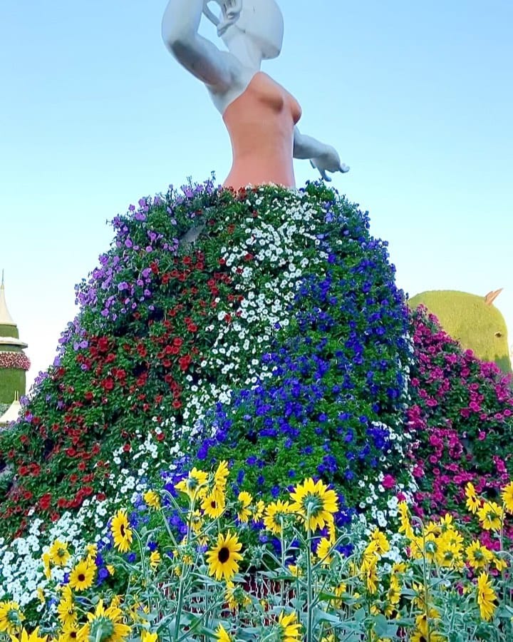 Post 2 by Viajeros Tiempo Completo on Instagram (video)