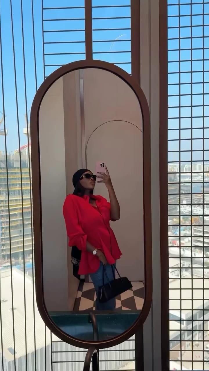 Post 5 by Stephanie | Dubai life on Instagram (video)