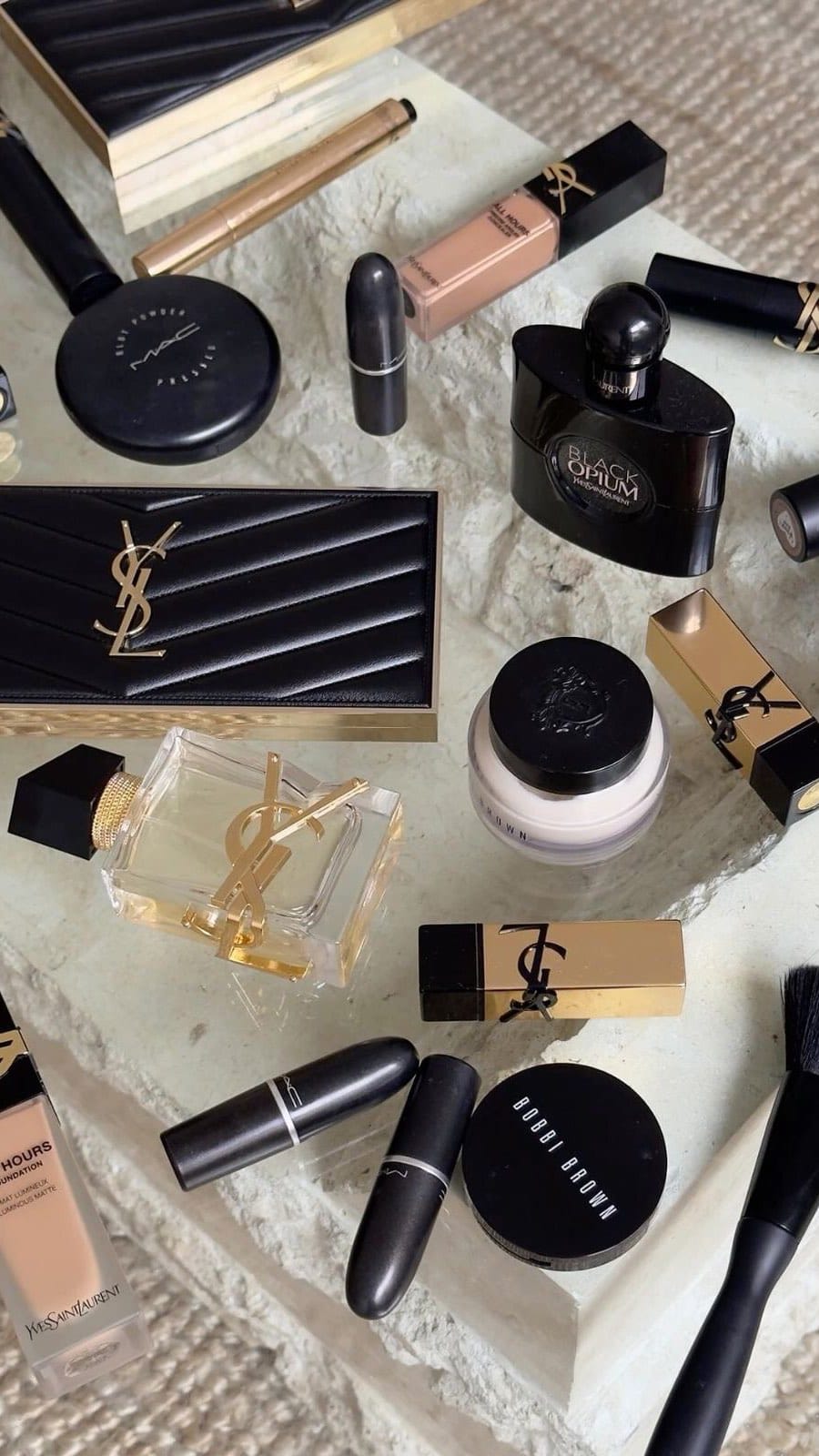 Post 10 by Pooja Dulera | Dubai Blogger on Instagram (video)