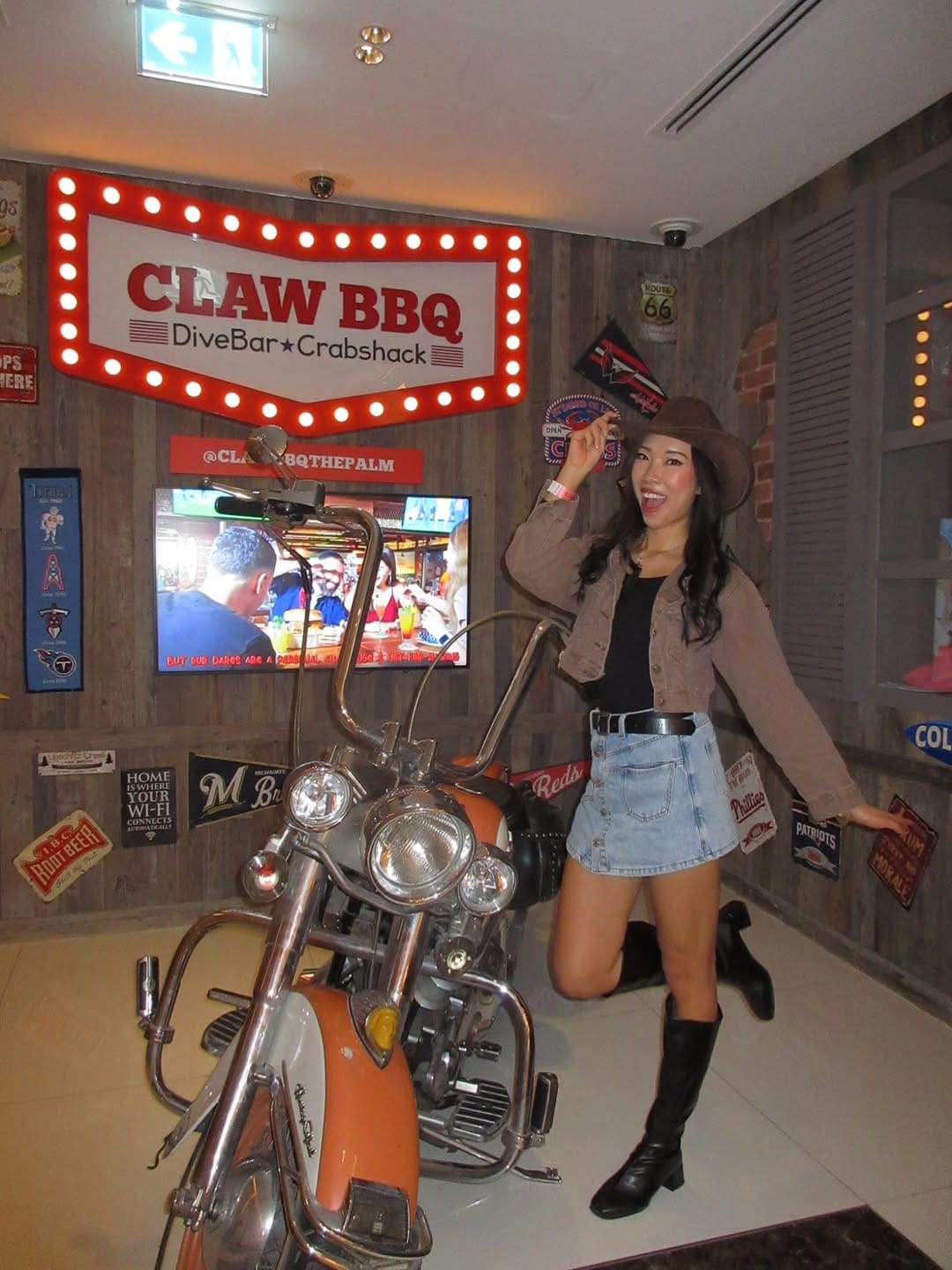 Post 1 by Rachael Valentina Ng on Instagram (carousel)