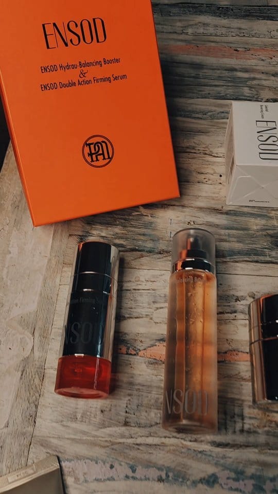 Post 6 by Eirini Hannah on Instagram (video)
